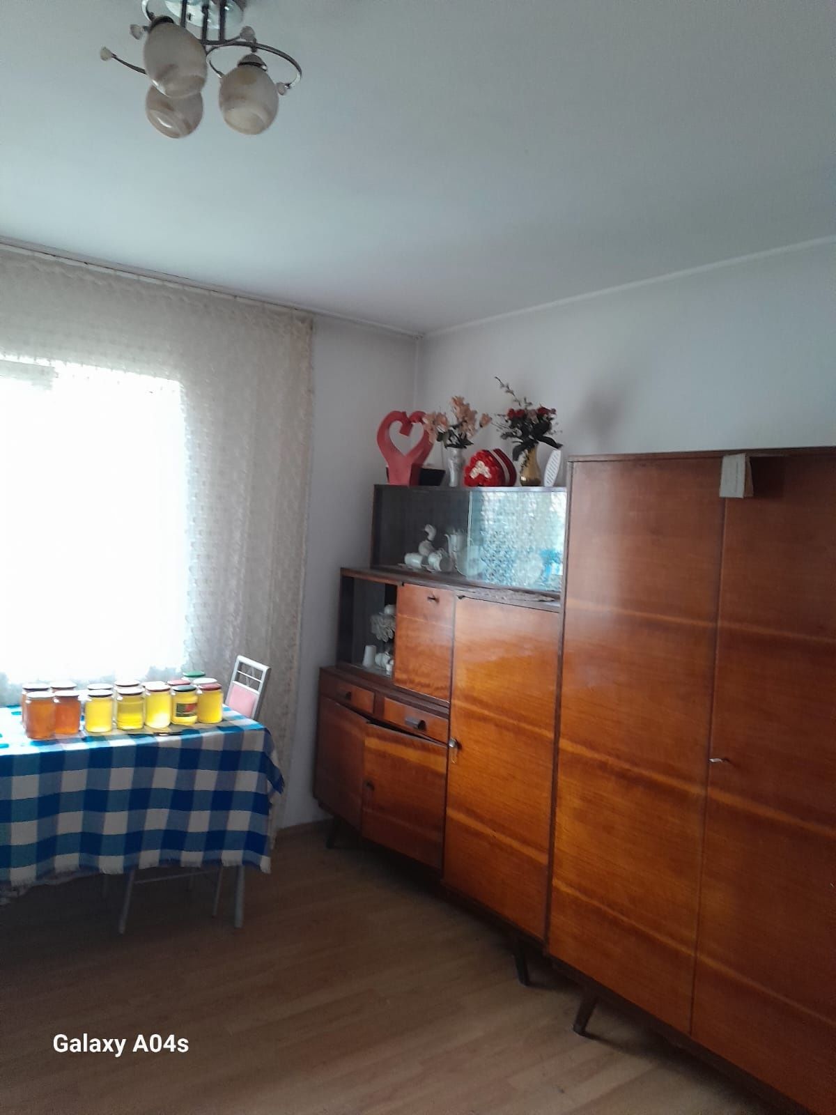 Vând casă în comuna Ceica
