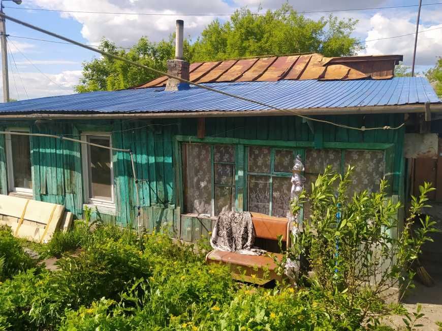 Продам дом с участком, район детской обл. больницы. Торг уместен
