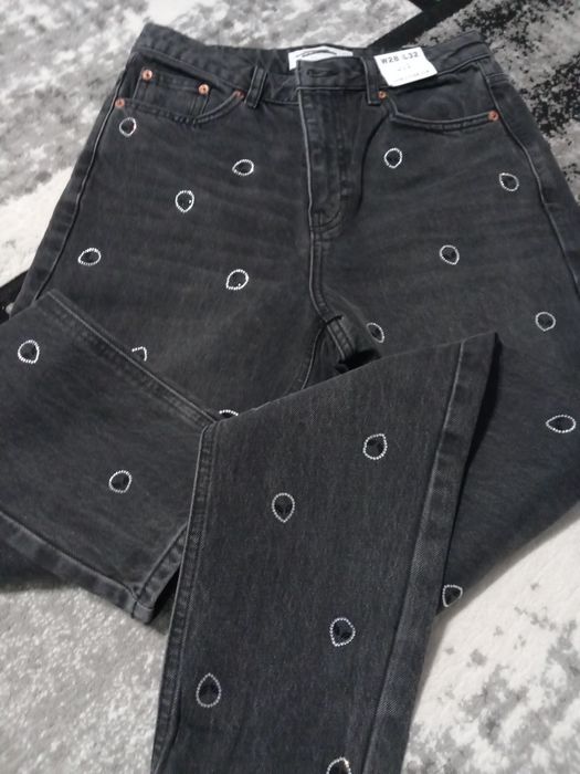 Blugi mom topshop marimea 38 cu pietre