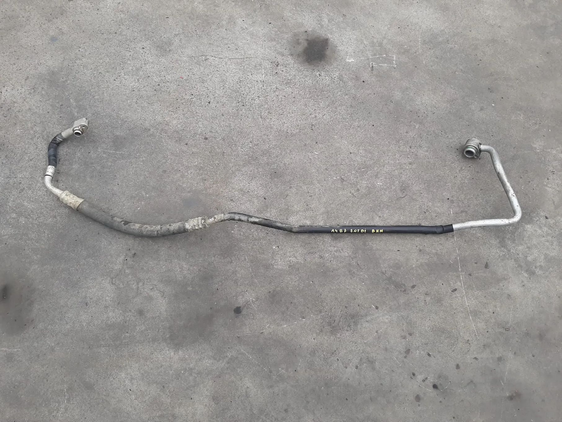 conducta clima ac  3.0 tdi audi a4 b7  8e0260707bj