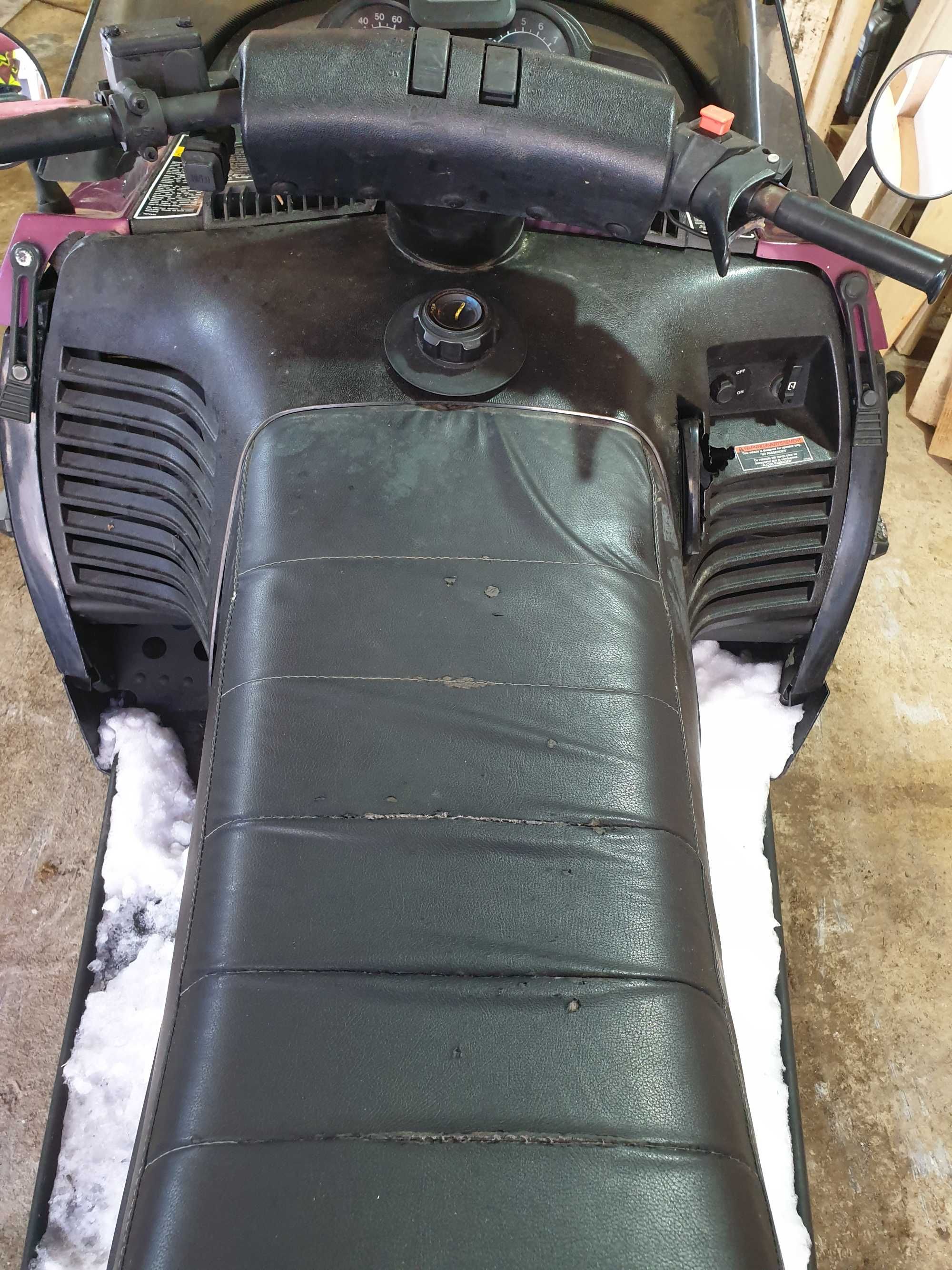 Моторна шейна Polaris indy 440