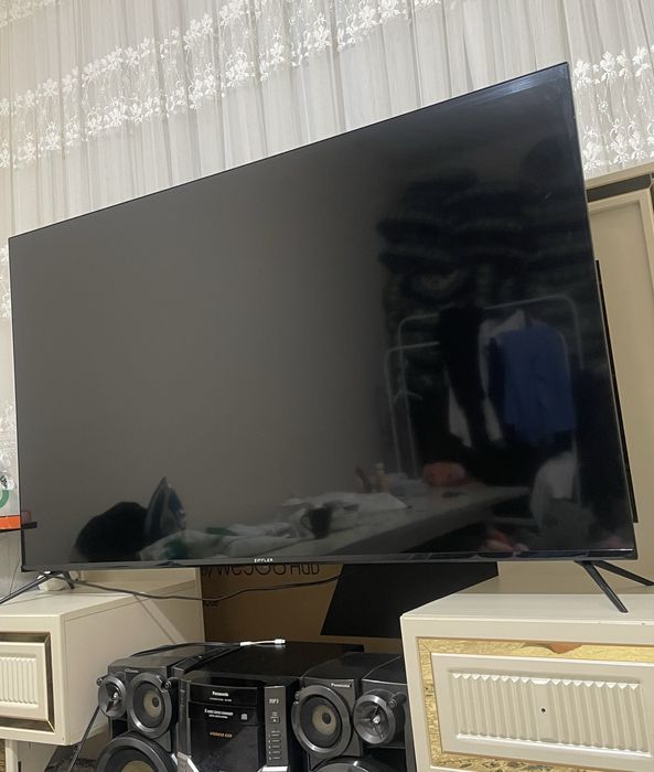 Ziffler 65   4K Smart TV