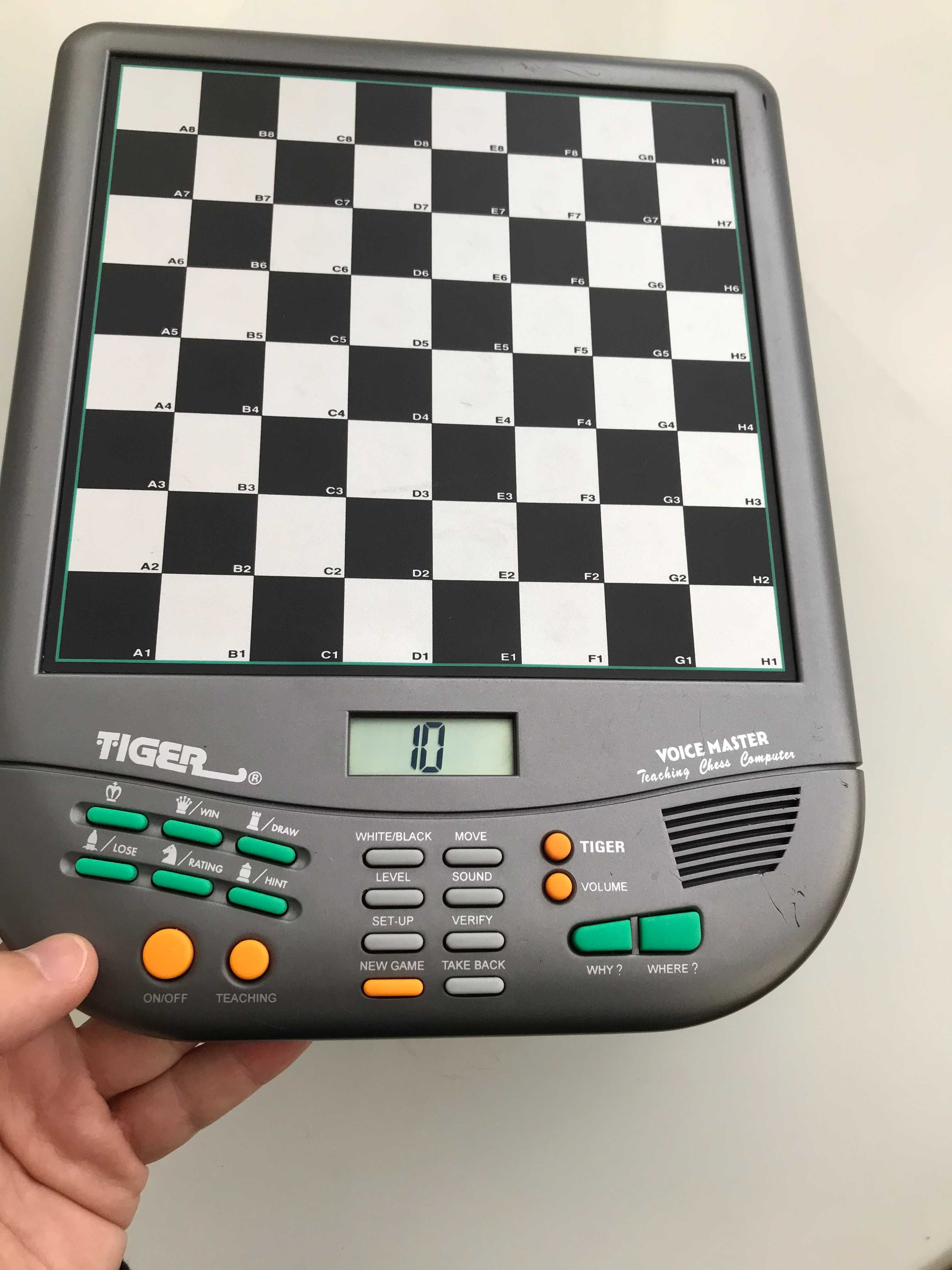 Tiger Voice Master Electronic Chess Computer (Șah Electronic)