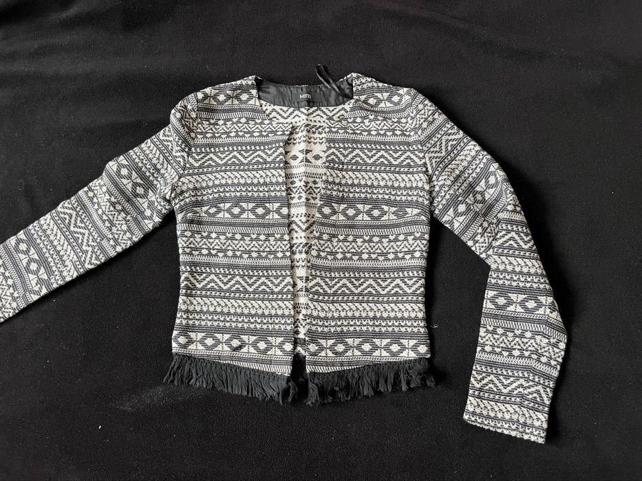 Дамско сако с ресни