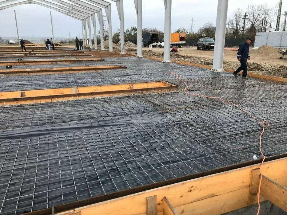 Teren 10.000 / Hala industriala  2000 MP