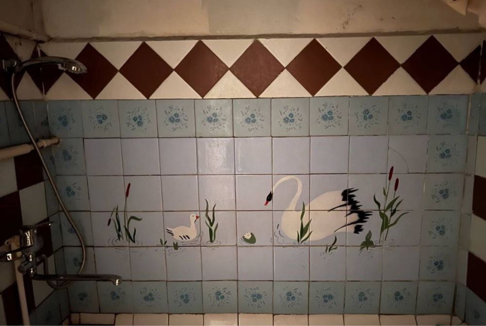 Срочно Продаю !  Алгоритм 30.  2 х комнатная 2 х 6