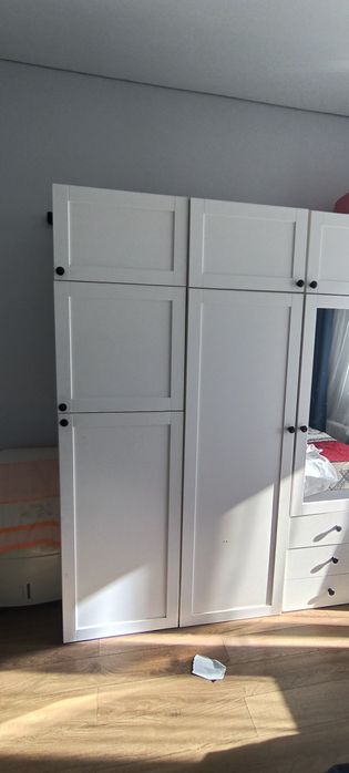 Продам шкафы Икея