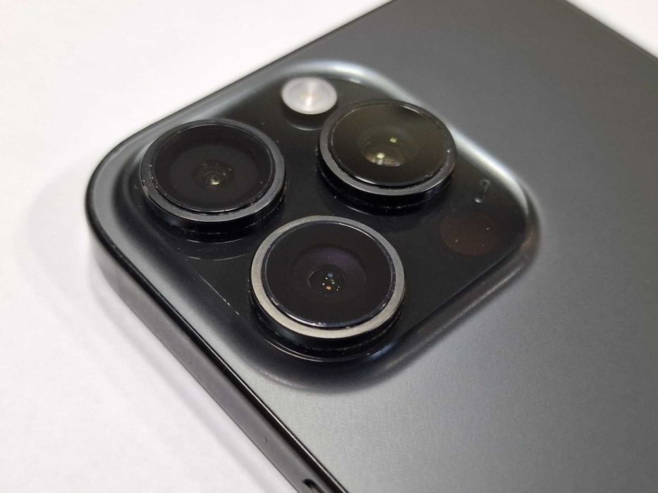 Apple iPhone 16 Pro Max 256GB / сменен дисплей