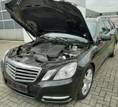 Dezmembrez Mercedes E 200 E 220 cdi e classe w212 break
