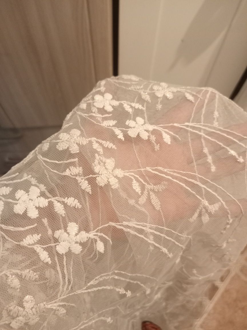 Продам готовую тюль б/у