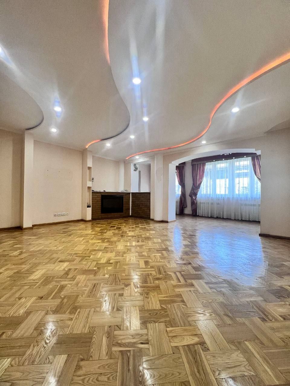 Продам квартиру Буюк ипак йули 3+2/3/4 140м2
