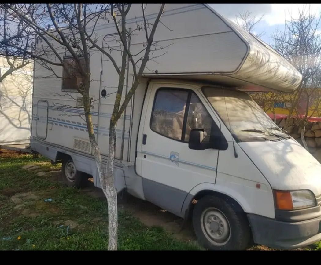 Ofer spre vânzare auto rulotă Ford Tranzit