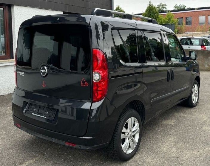 Dezmembrez piese Opel Combo D motor 2.0 cdti A20DT A20DTJ A20DTL