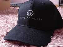 Чисто нова шапка Philipp Plein
