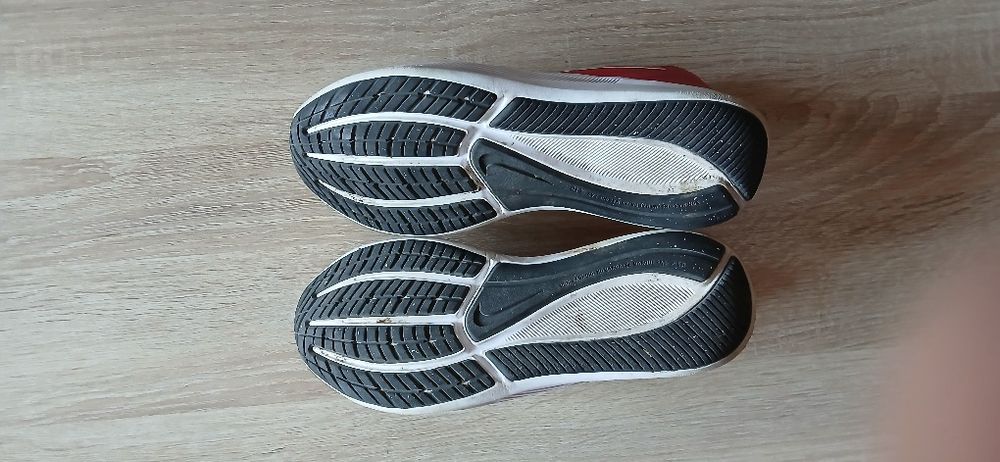 Nike оригинални маратонки