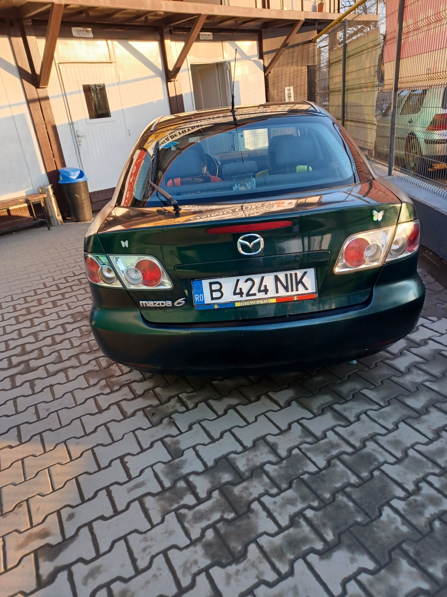 Vând Mazda 6 2004