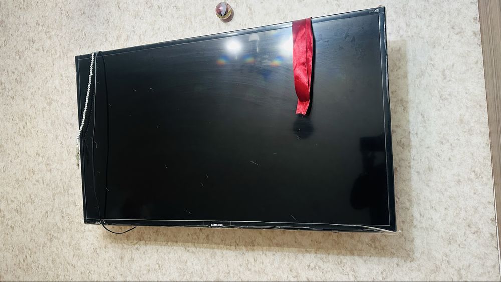 Продам Телевизор срочно