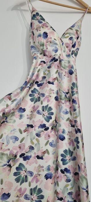 Rochie eleganta lunga mărimea 36 vaporoasa