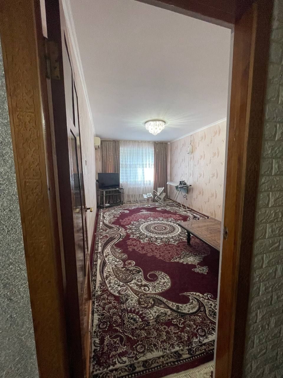 Продаётся 3х км квартира на 1 этаже   48000
