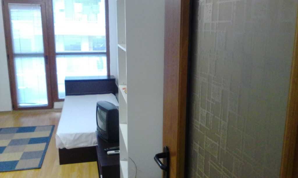 Дава се под наем Ателие в Ямбол, Център - 30 кв.м за 255 € - Снимка #7