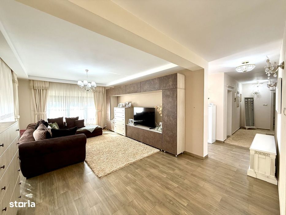 Casă individuală panoramă superbă  zona Grădina Poporului.