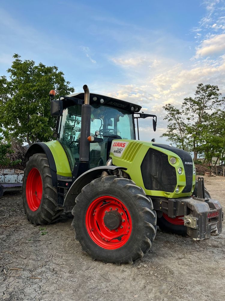 Claas Arion  540