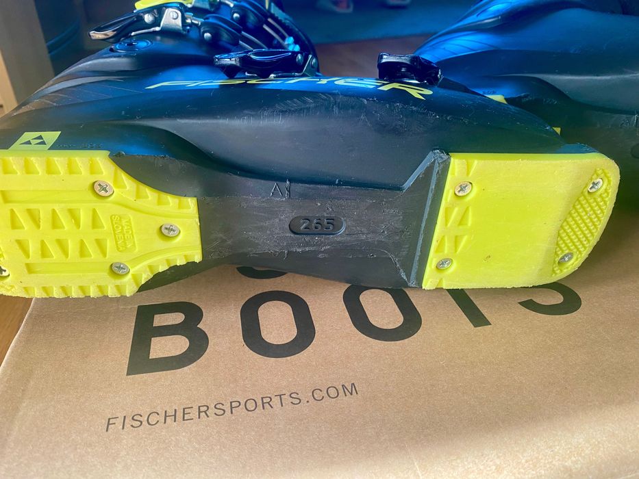 Ски обувки 41 1/3 Fischer