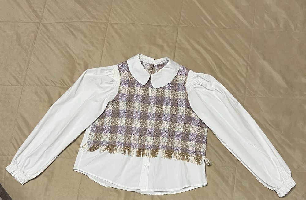 Белая комбинированная рубашка со ставками виде жилета