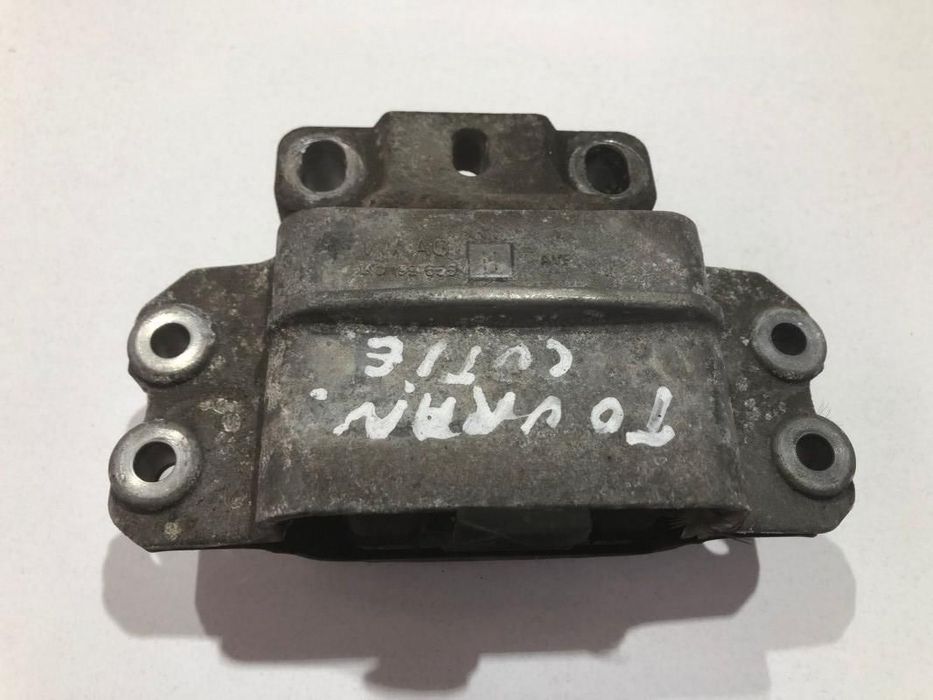 Tampon cutie viteze stanga Volkswagen Touran facelift (2010-2015) [1t3] 1.6 tdi cay 1k0199555m