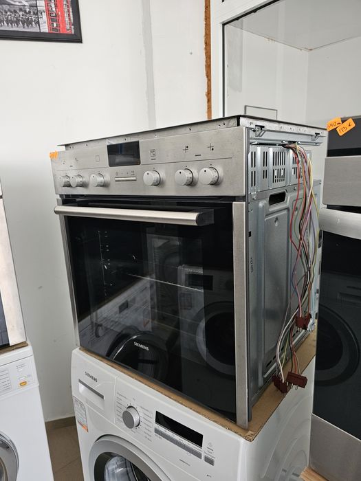 Комплект фурна и плот за вграждане Siemens