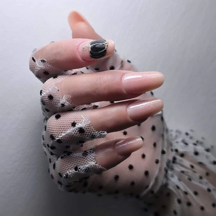 Manichiura/ unghii cu gel, semi