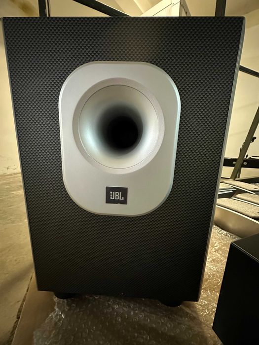 Sistem Audio Harman Kardon, sistem JBL 5,1 schimb