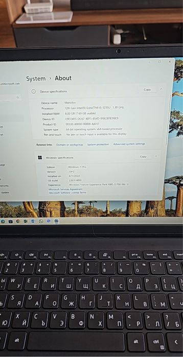 Dell Vostro 3520 – бизнес лаптоп в отлично състояние