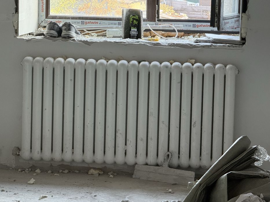 Радиаторы. Целые. От застройщика.