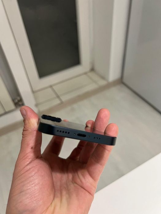 Iphone  13 mini 128gb  NOU baterie 100% neschimbata