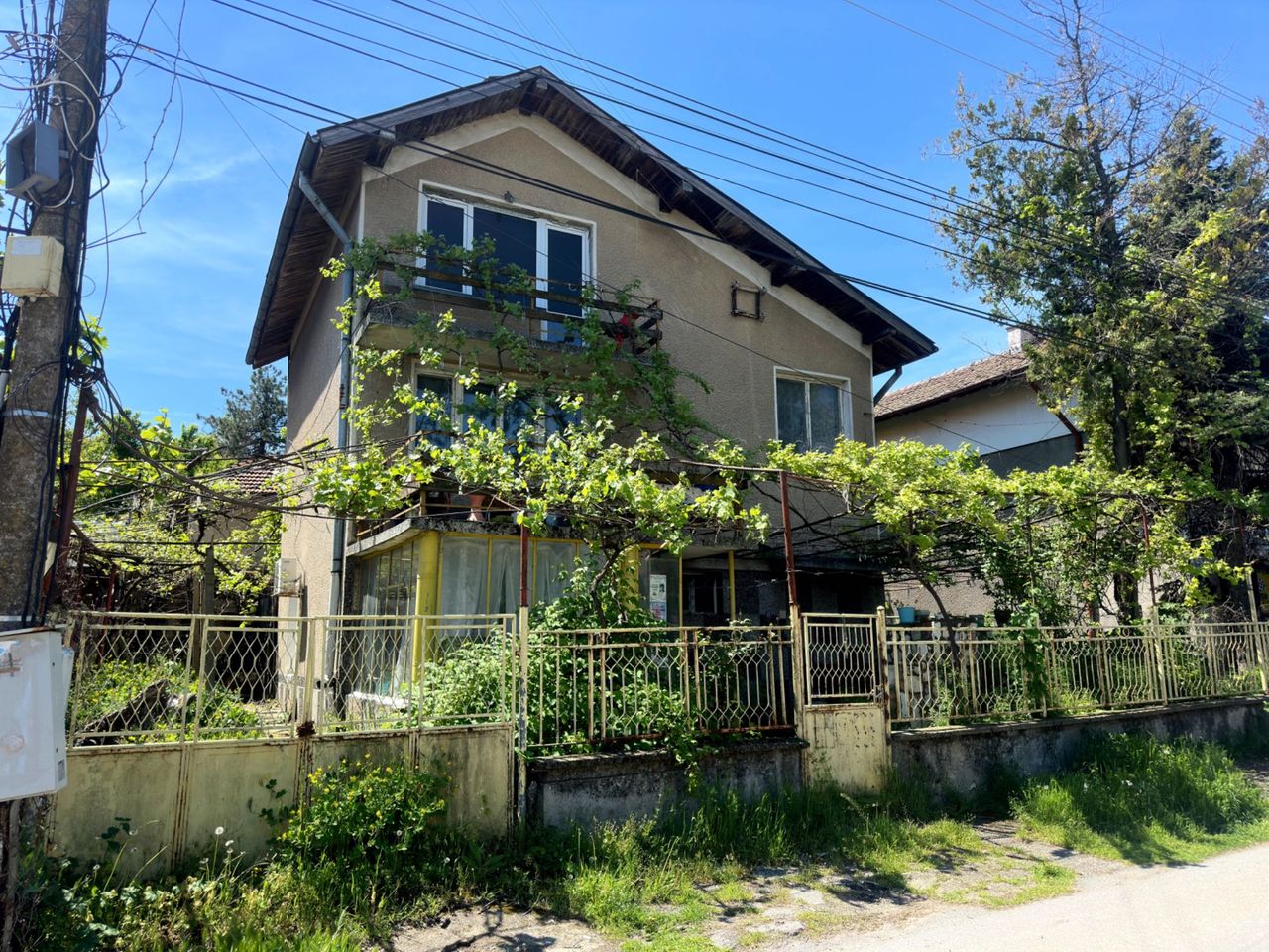 Продава се Къща в Оряхово - 210 кв.м за 157 €/кв.м - Снимка #1