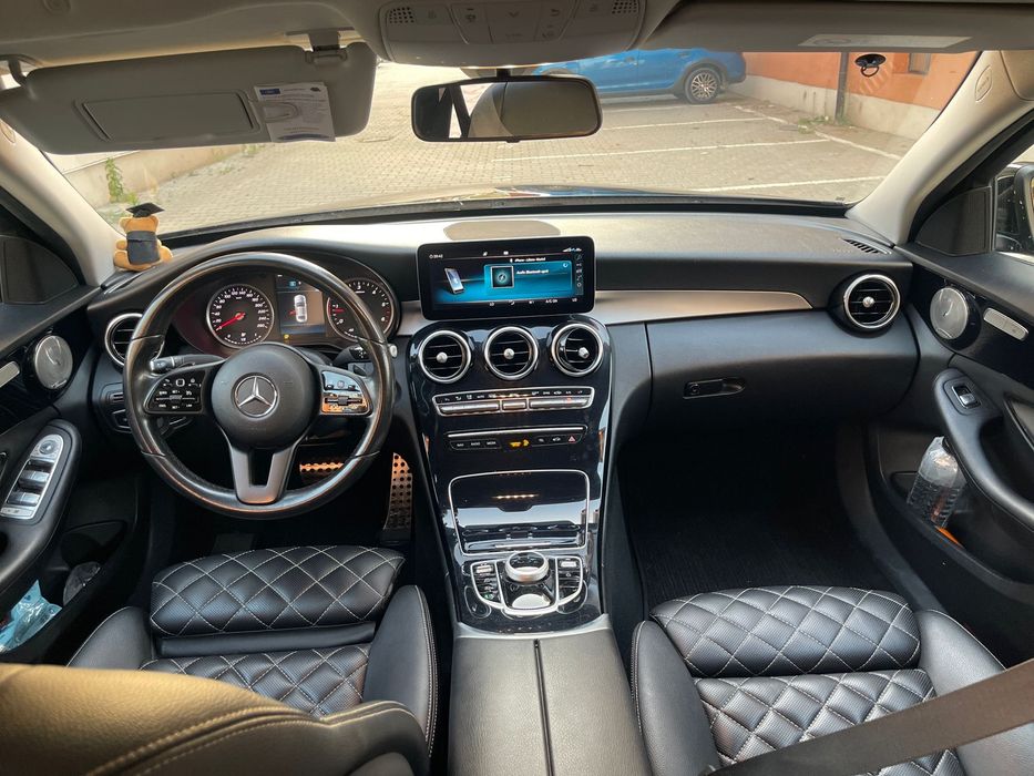 Vând Mercedes Benz C Class 220 -2018