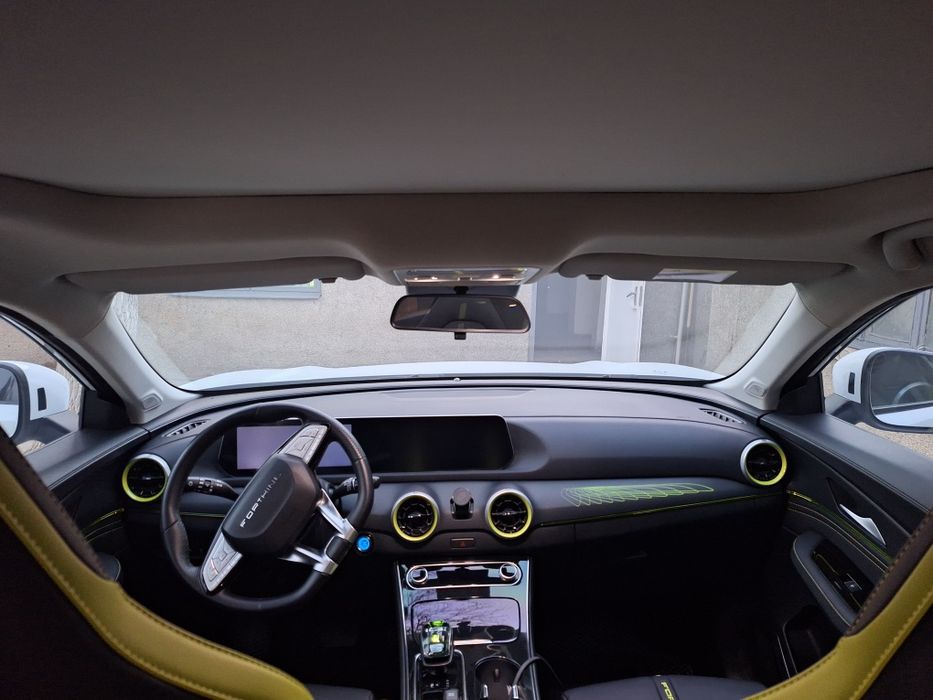 Dongfeng Forthing T5 eva Hybrid