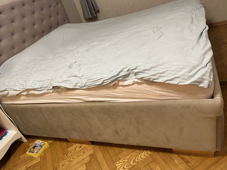 Спалня 180/200 с механизъм