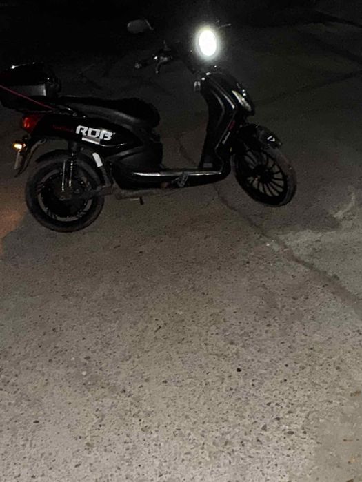 Scuter fara permis in stare buna cu acte valabile