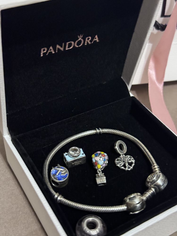 Pandora браслет с набором шармов