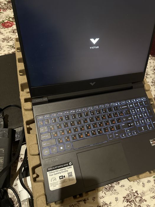 ‘’ HP// Victus 15.6″.. 144 Hz Full HD, Intel Core, i5 + RTX 3050” .