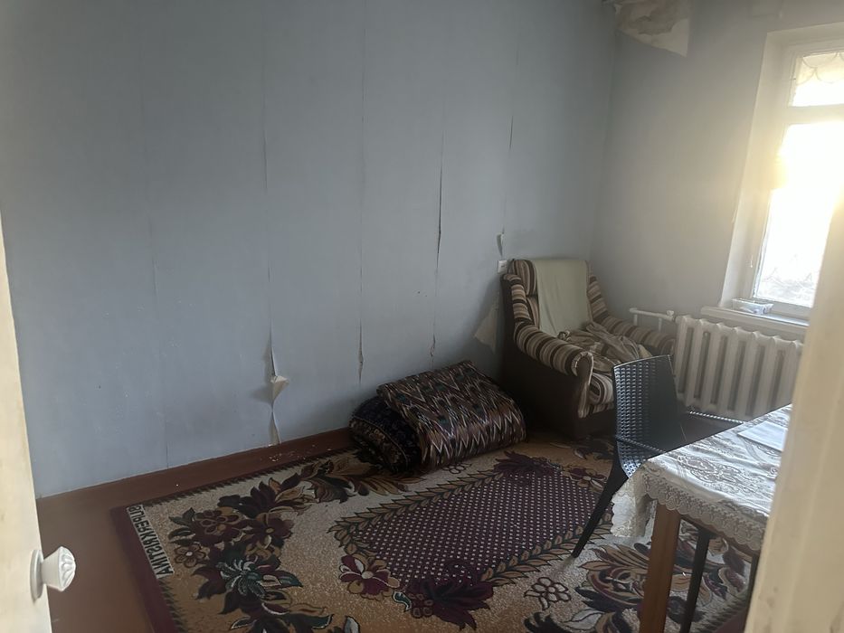 Oybek metro kvartira bollarga