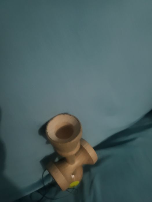 Vând kendama sweets Legend shape