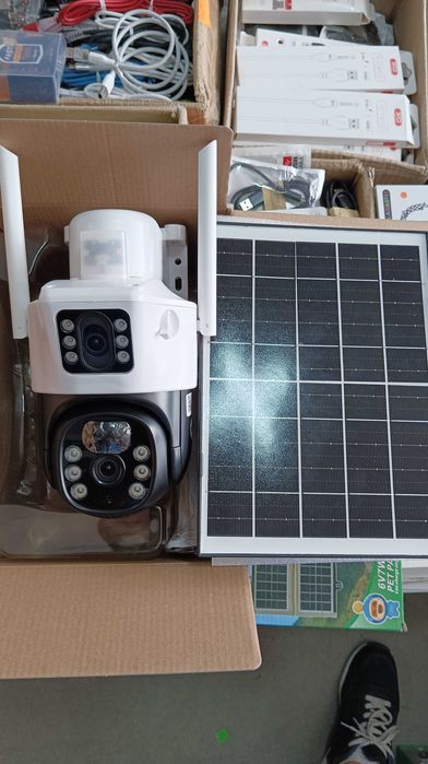 Двойна Соларна безжична водоустойчива камера WIFI 10MP  LED