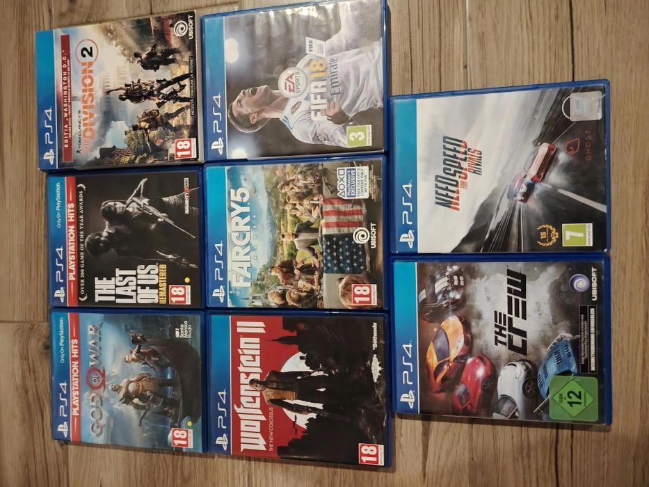 Vând 8 jocuri originale PS4