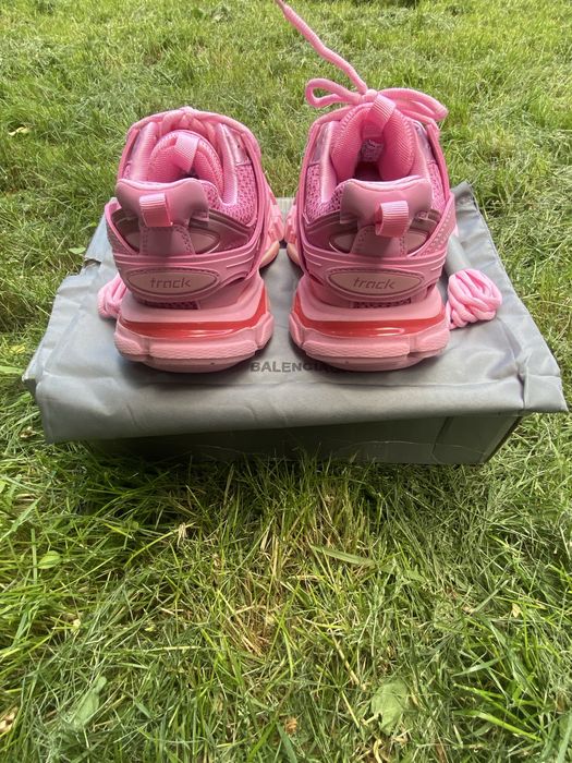 Balenciaga track roz