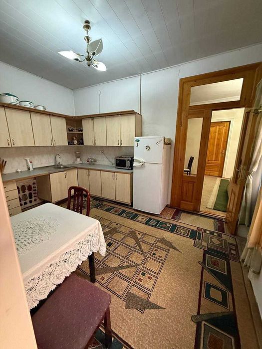 Ховли сотилади 4хонали