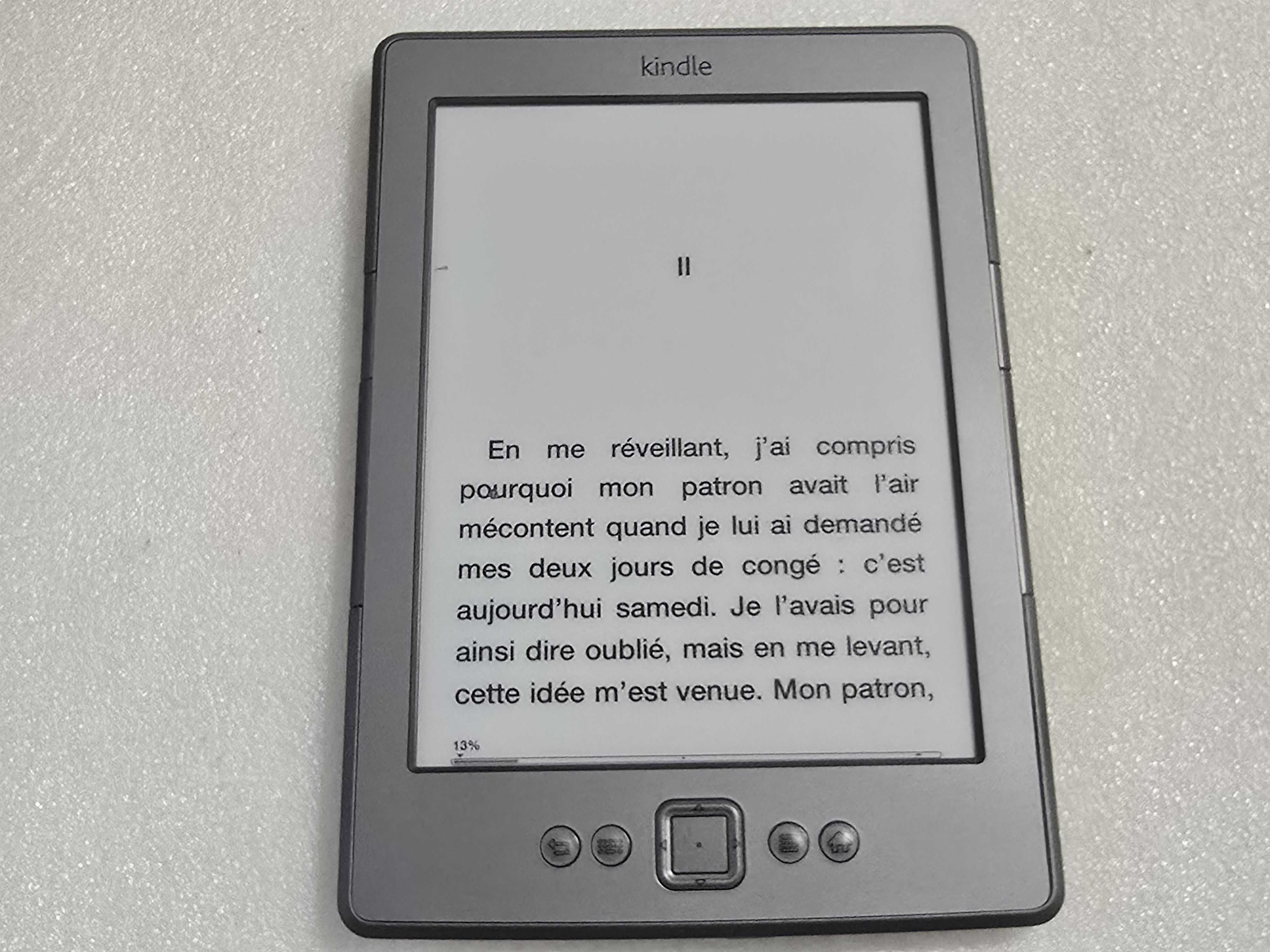 eBook Amazon Kindle 4 gen 2gb 6 Inch Wifi D01100 - poze reale