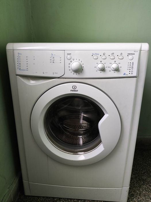 Пералня Indesit IWC5125